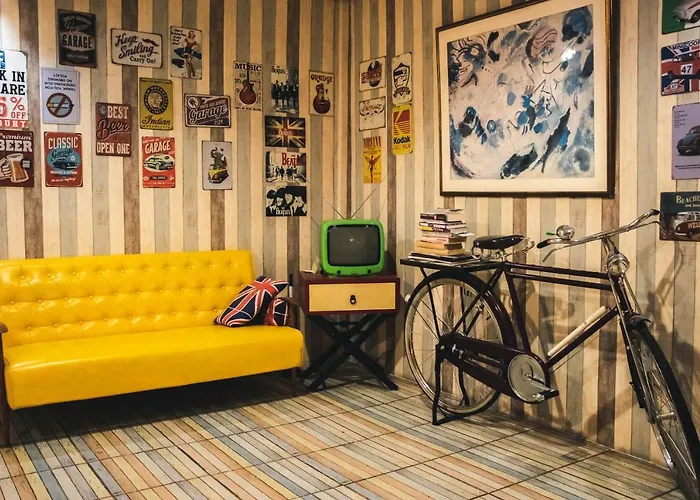 Hotel At Smile House 2*
