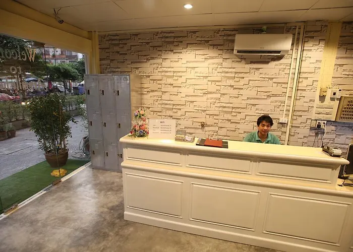 At Smile House Hotel 2*
