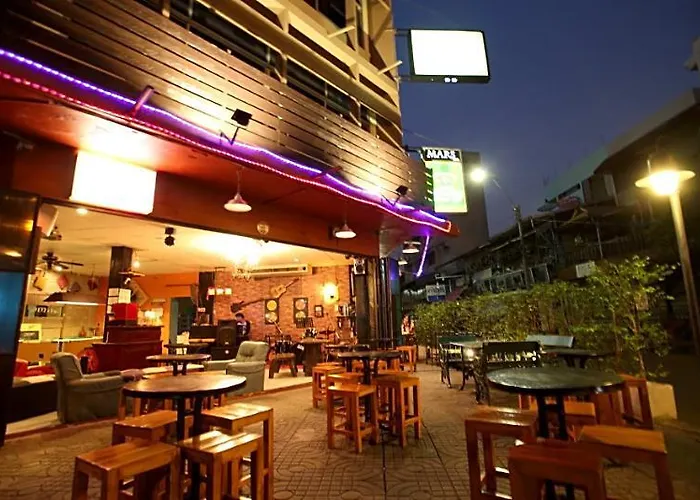 Hotel At Smile House Bangkok